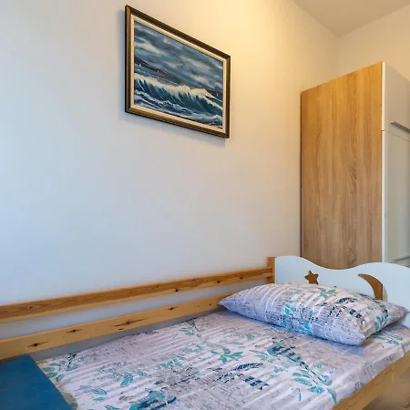 Amoroso 200m From Sea アパート ポレッチ