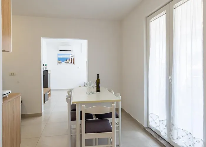 Amoroso 200m From Sea *